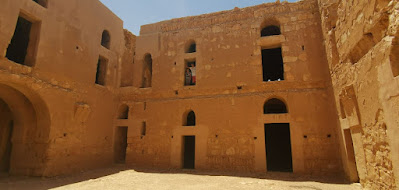 Jordania, castillos del desierto. Castillo de Qasr Kharan.