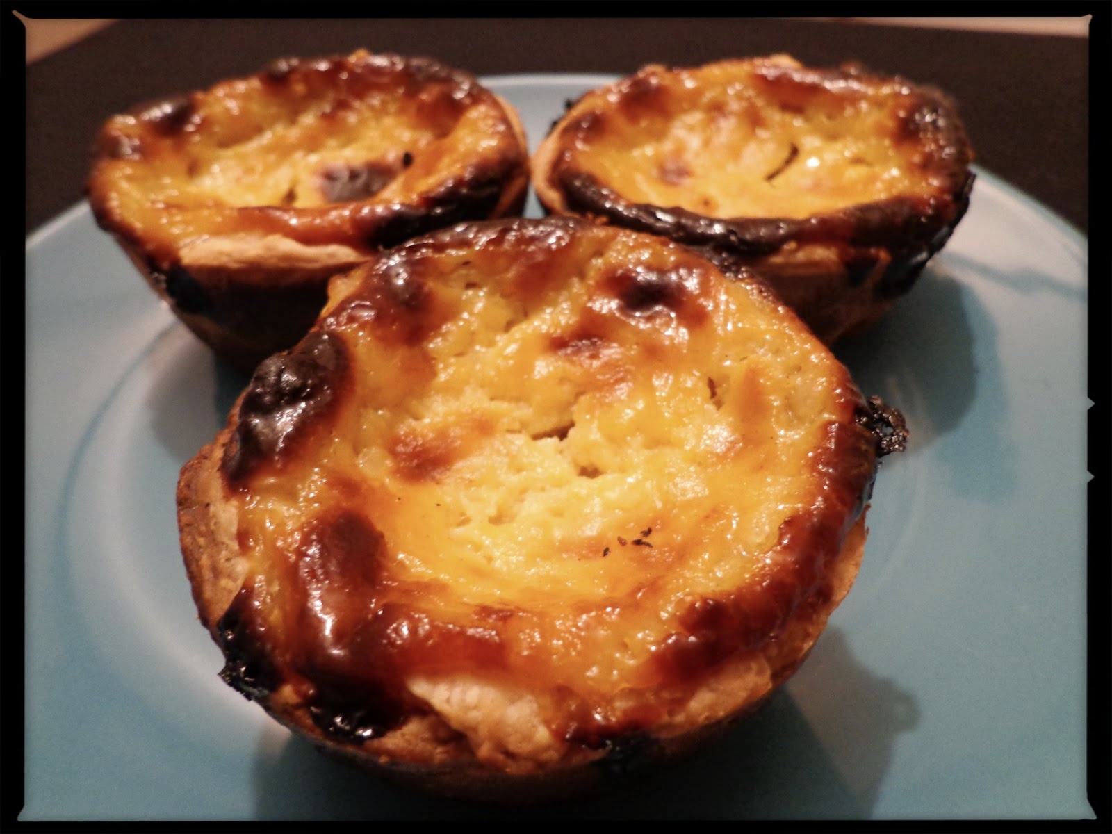 99 white balloons PASTEIS DE NATA