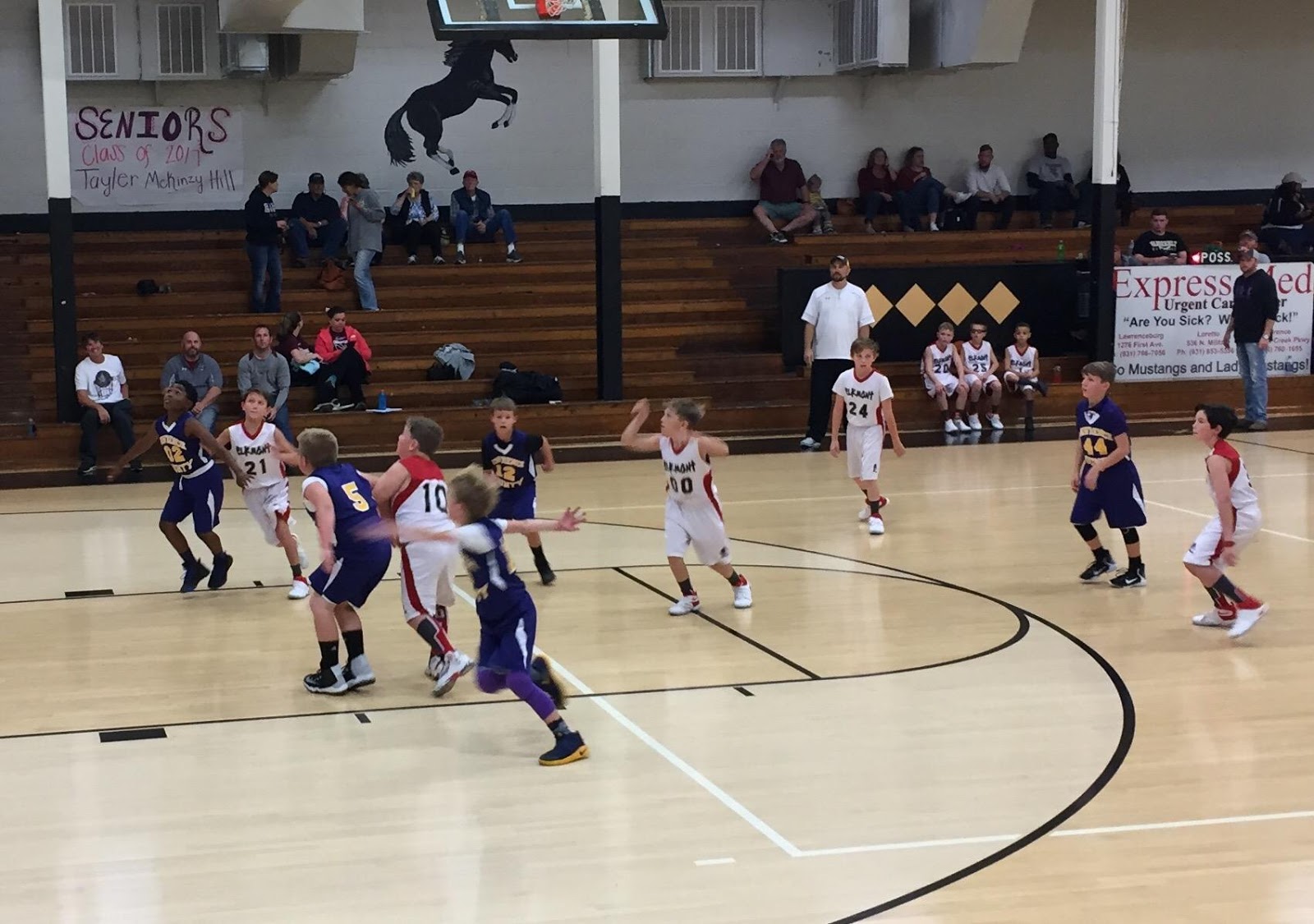 ELKMONT BASKETBALL FOURTH GRADE TRAVEL BALL TEAM