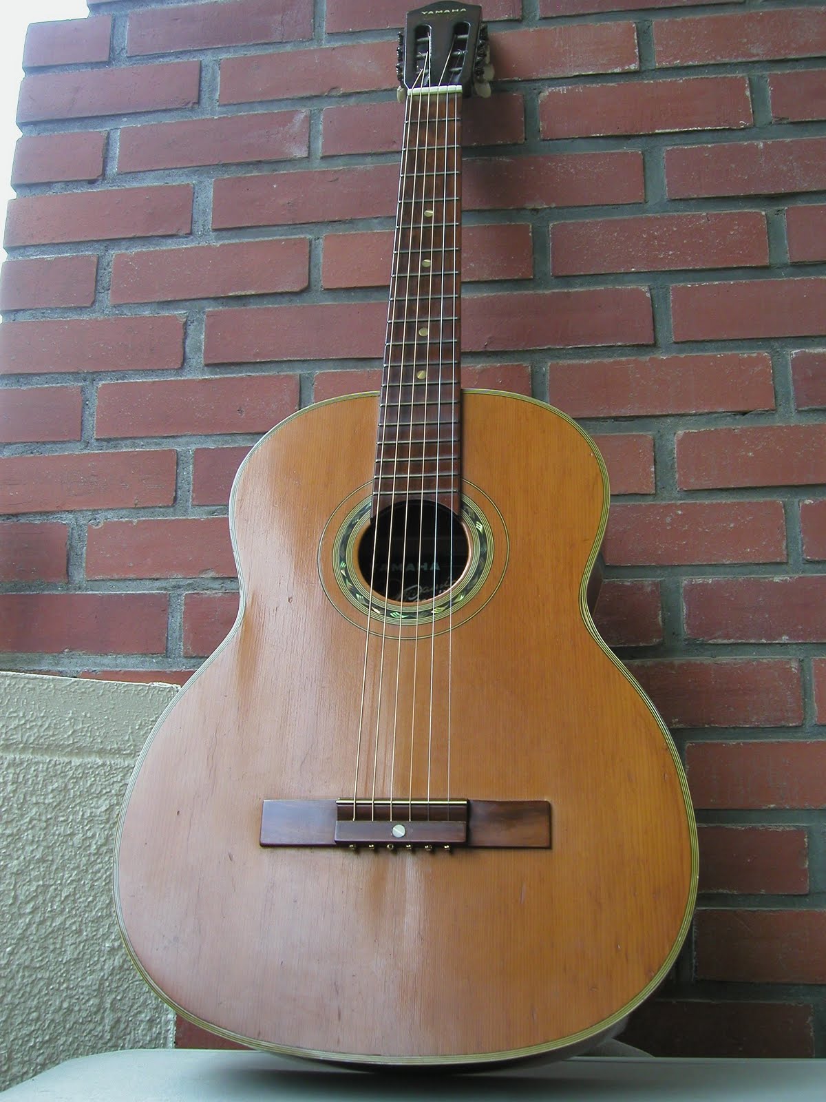 monophonica YAMAHA Dynamic Guitar No.4