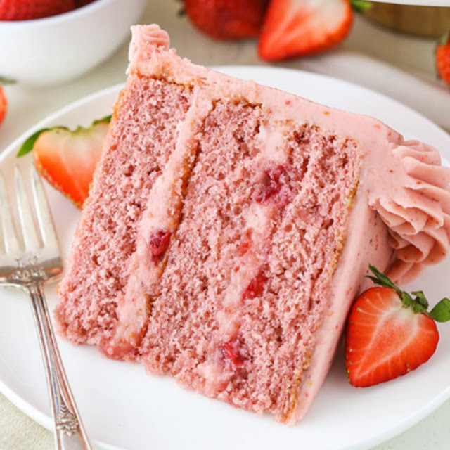 HOMEMADE STRAWBERRY CAKE HOMEMADE STRAWBERRY CAKE