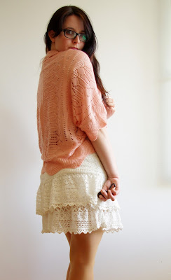 Oh my Anchor! - Lace Skirt, Anchor-Shirt & Crochet Cardigan