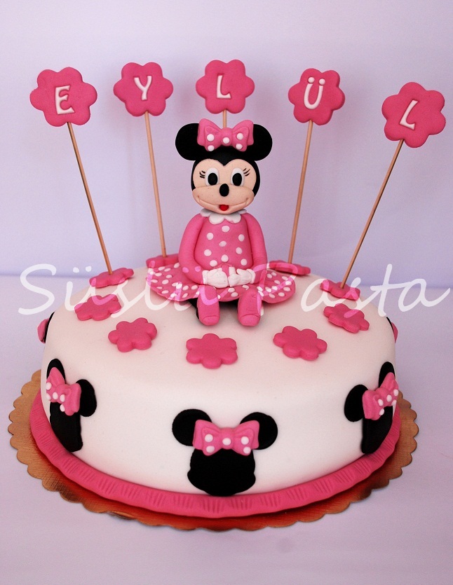Süslü Pasta Minnie Mouse Pasta