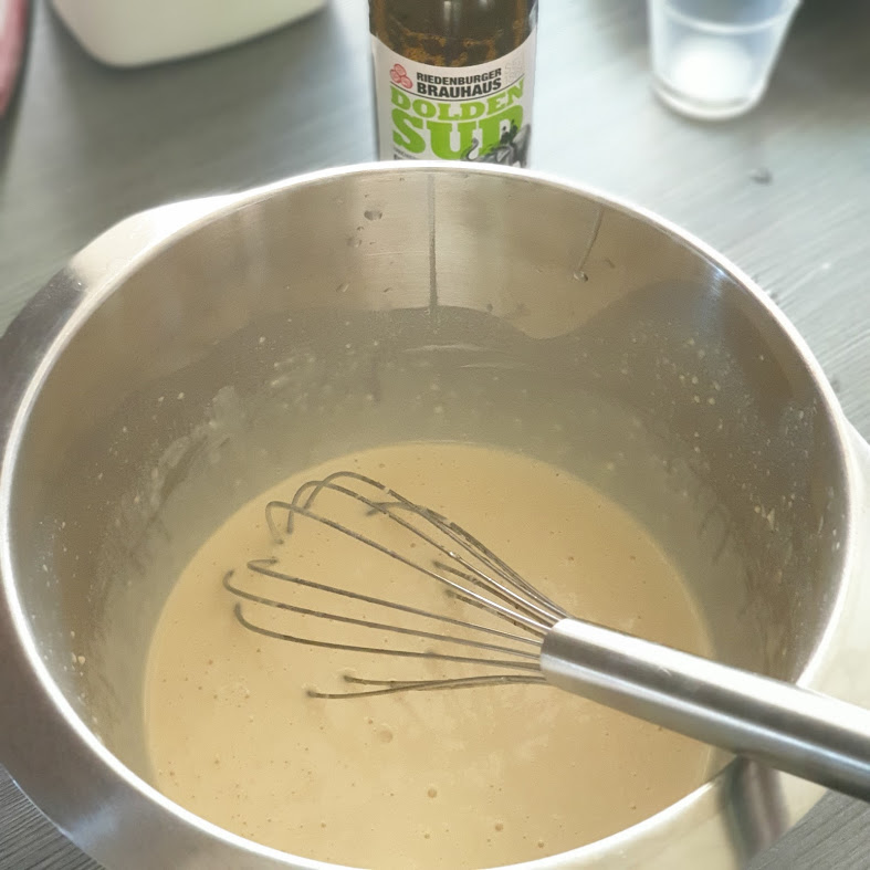 Ollis Grillabenteuer: Gebackene Holunderblüten im Bierteig Ollis Grillabenteuer: Gebackene Holunderblüten im Bierteig