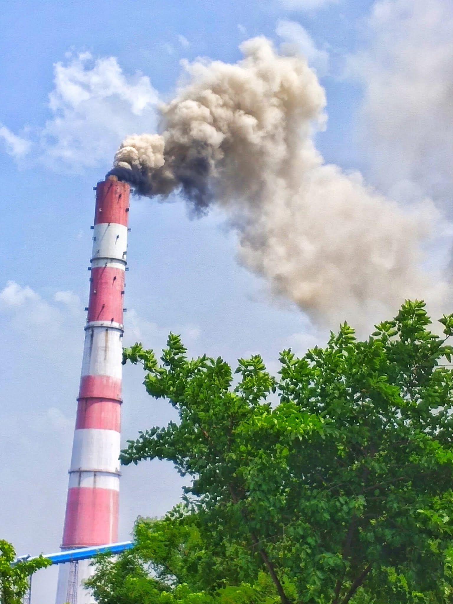 Characteristics and Components of Steam Power Plants