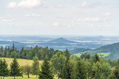 Ostrzyca Proboszczowicka, widok z wierzchołka Łysej Góry