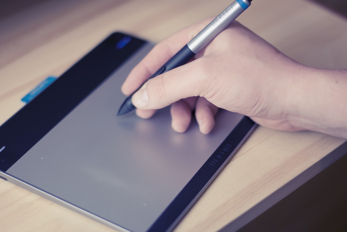 Touchscreen with pen stylus