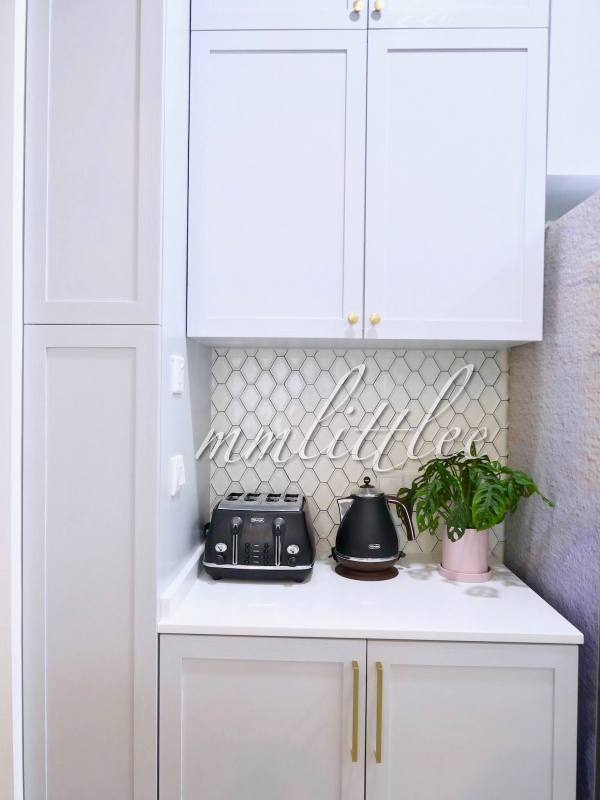 the making of mmlittle家 lavavella brass knobs and handles