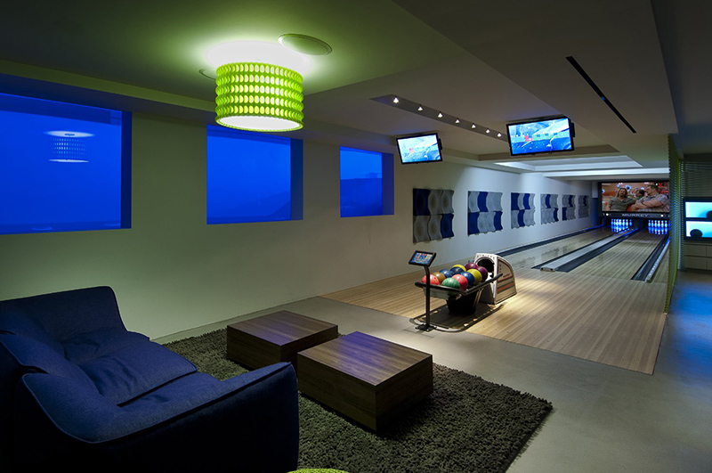 bowling alley in house