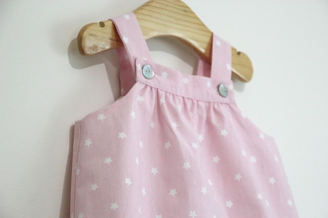 DIY Tutorial y patrones gratis VESTIDO y BRAGUITAS para bebé niñas. Costura ropa bebés.