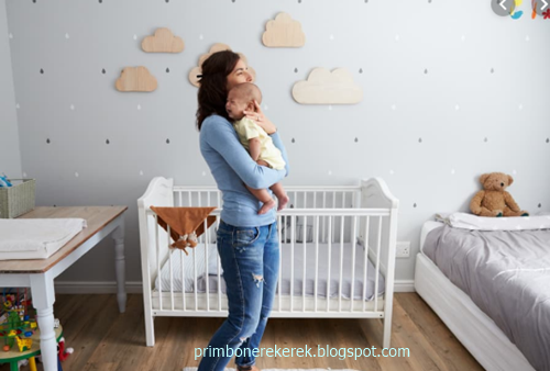 20 Tafsir Mimpi Melihat Bayi Jatuh Menurut Primbon Jawa Dan Erek Erek