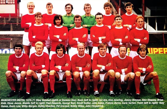 MANCHESTER UNITED 1970-71. By Soccer stars.