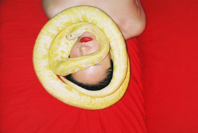 ©Ren Hang - Photography 2013. Fotografía | Photography