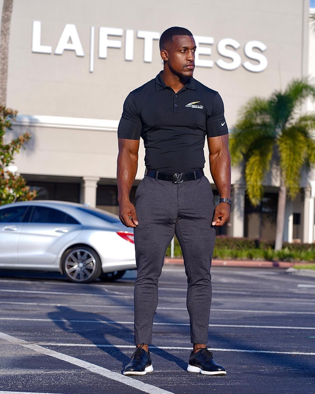 Ashton Hall Weight ASH Fitness weighs 214lbs