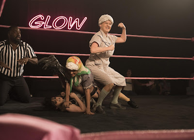 Glow Season 2 Image 9