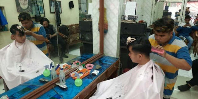 Gibran Percayakan Ubah Gaya Rambut Ke Tukang Cukur Madura Gibran Percayakan Ubah Gaya Rambut Ke Tukang Cukur Madura