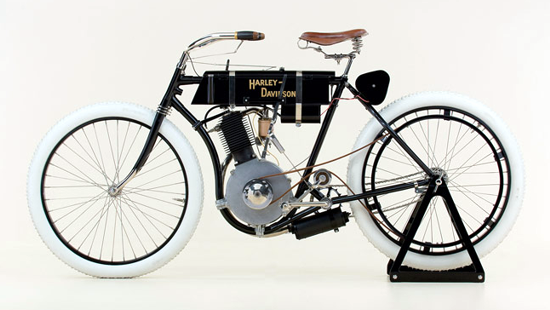 FirstVersions_Harley-Davidson1905-A.png