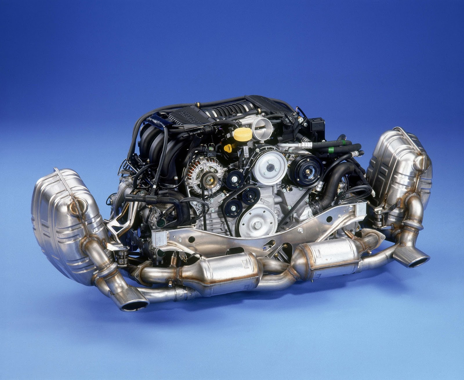 Speedmonkey Porsche flat6 engine 50 year history mega