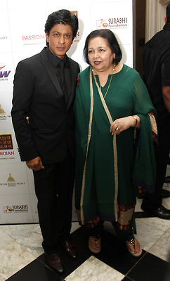  Shahrukh Khan graces the Surabhi Foundation Fundraiser event