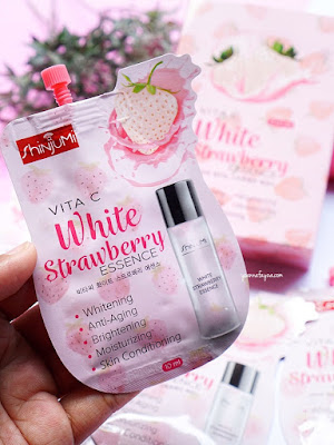 Review Shinjumi Vita C White Strawberry Essence 