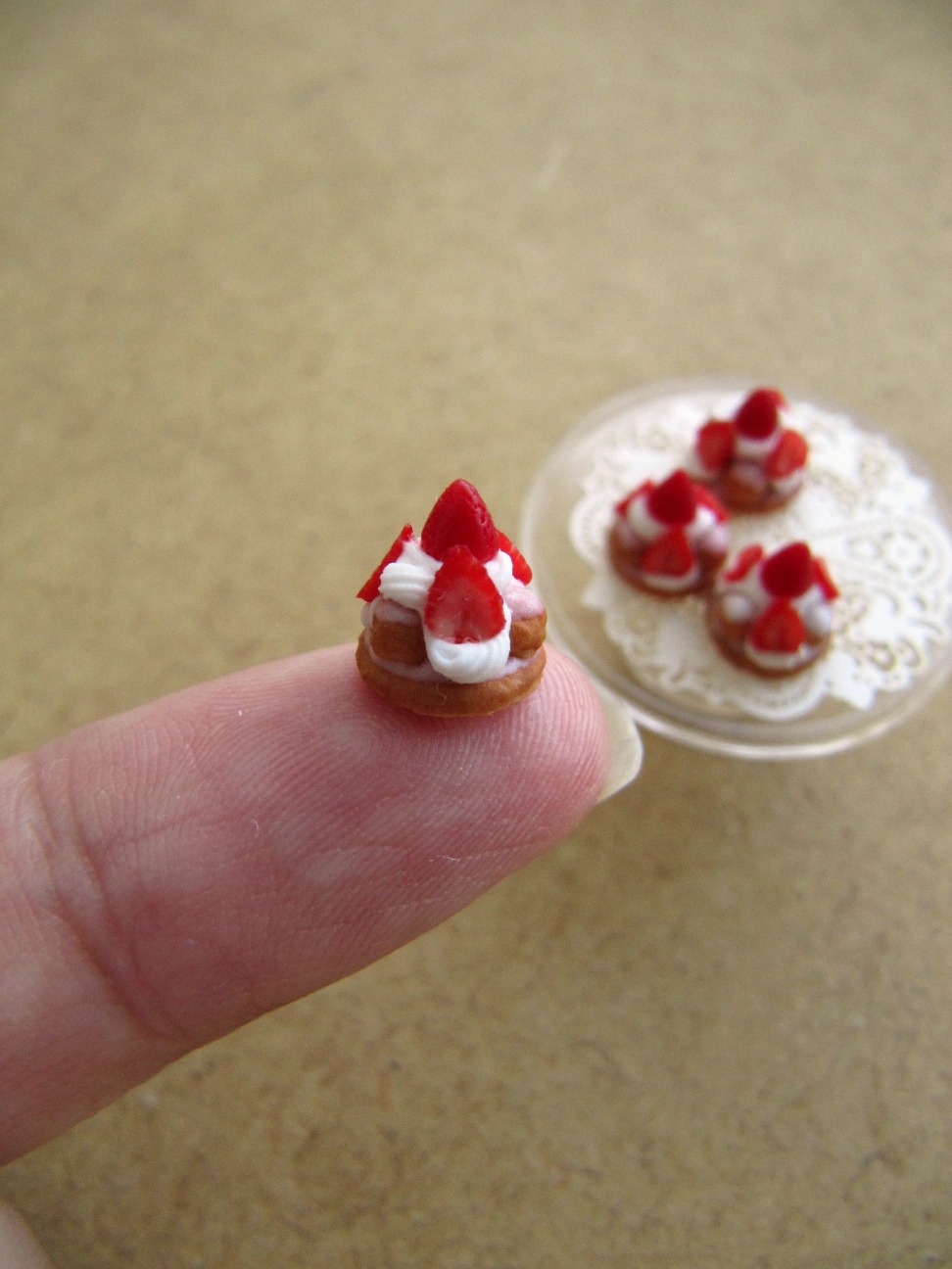 Snowfern Clover - miniature foods 1:12, 1:24 & 1:48 dollhouse scale ...