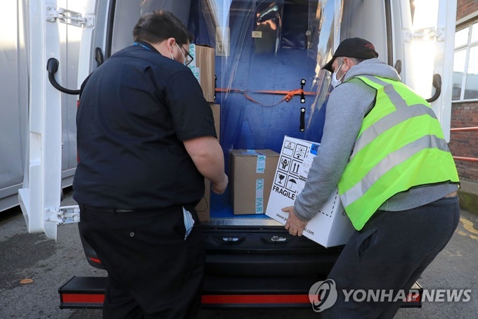 이미지에 대체텍스트 속성이 없습니다; 파일명은 3%2B%25EB%2582%25A8%25EB%259F%25B0%25EB%258D%2598%2B%25ED%2581%25AC%25EB%25A1%259C%25EC%259D%25B4%25EB%258D%2598%2B%25EB%258C%2580%25ED%2595%2599%25EB%25B3%2591%25EC%259B%2590%25EC%2597%2590%2B%25EB%258F%2584%25EC%25B0%25A9%25ED%2595%259C%2B%25EC%25BD%2594%25EB%25A1%259C%25EB%2582%259819%2B%25EB%25B0%25B1%25EC%258B%25A0%2B%255BAFP%253D%25EC%2597%25B0%25ED%2595%25A9%25EB%2589%25B4%25EC%258A%25A4%255D.jpg 입니다.
