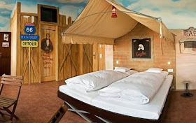 فندق خاص لعشاق السيارات فقط!