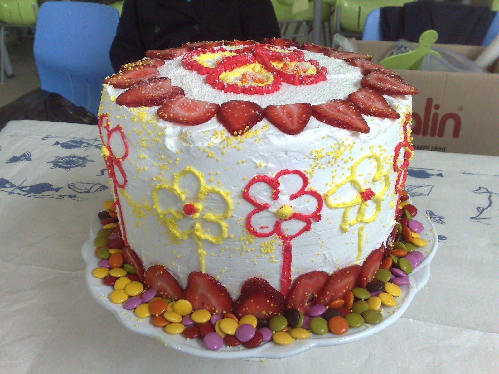 DAMLA ÇİKOLATA Gökkuşağı Pastası