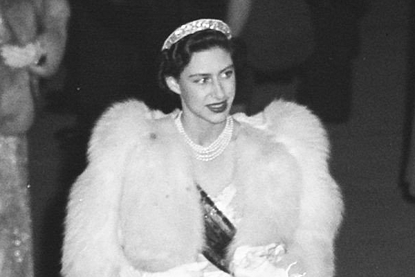 Queen Mary S Diamond Lozenge Tiara The Court Jeweller