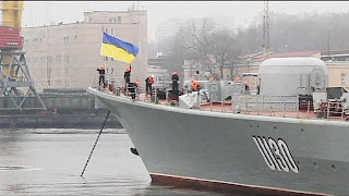 В одесский порт прибыл “Гетман Сагайдачный” под флагом Украины