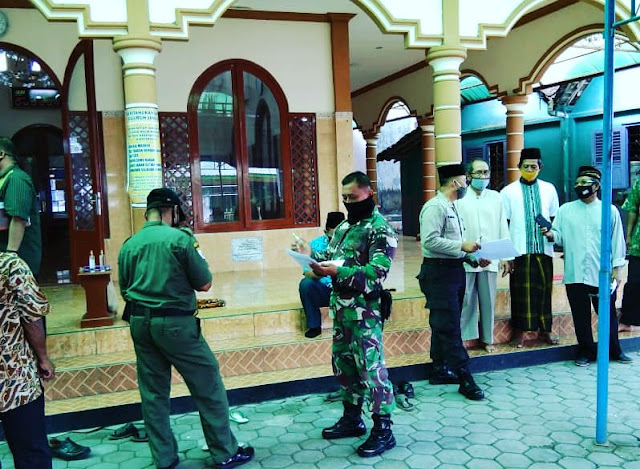 Muspika Polanharjo Cek Kesiapan Tempat Ibadah   