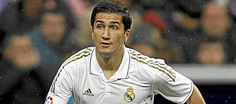 Tottenham y Málaga se disputan el fichaje de Nuri Sahin