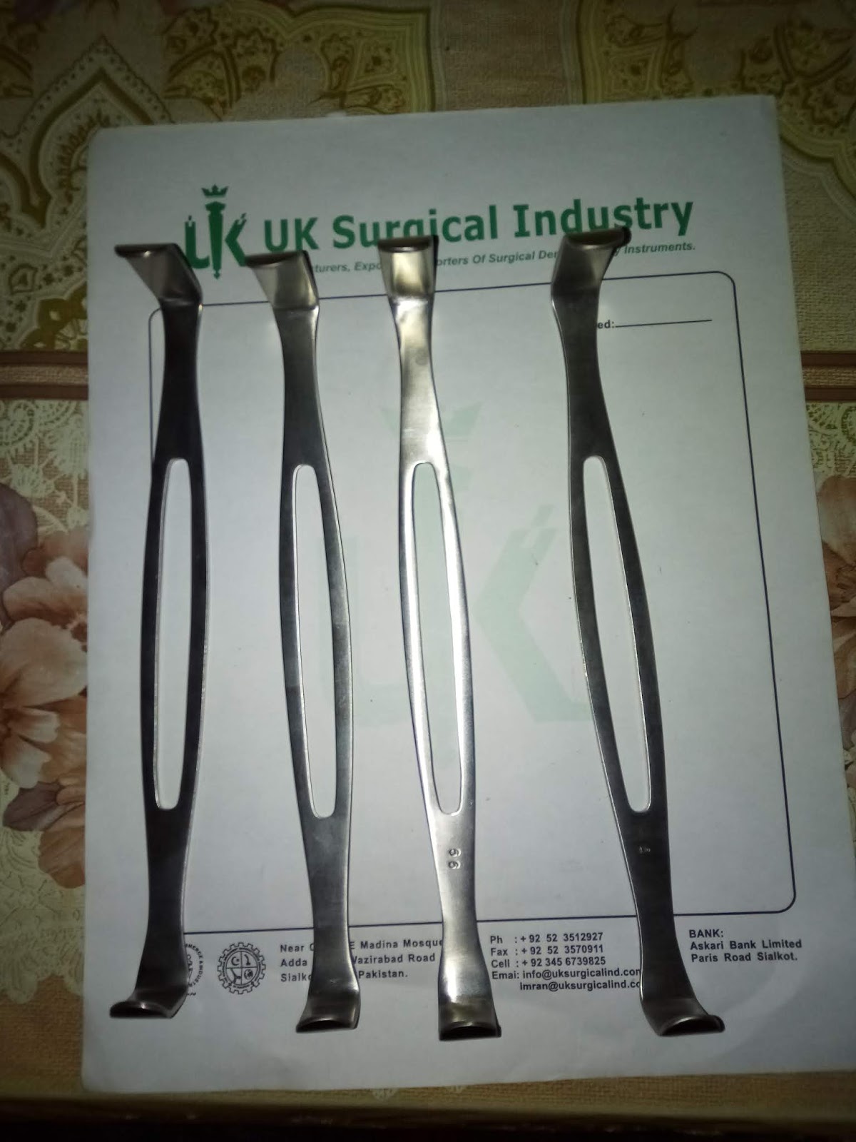 UK Surgical industry Parker langenexbeck Retractor