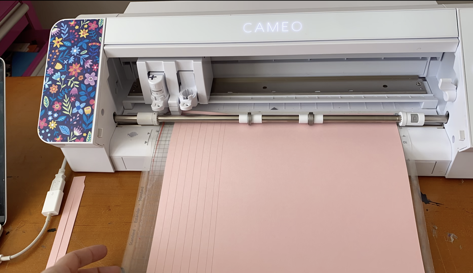 Easy Paper Quilling Beginner Tutorial (Free Pattern Cut File