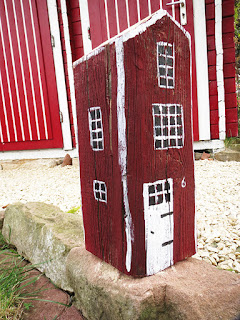 DIY Holzhaus für den Garten basteln