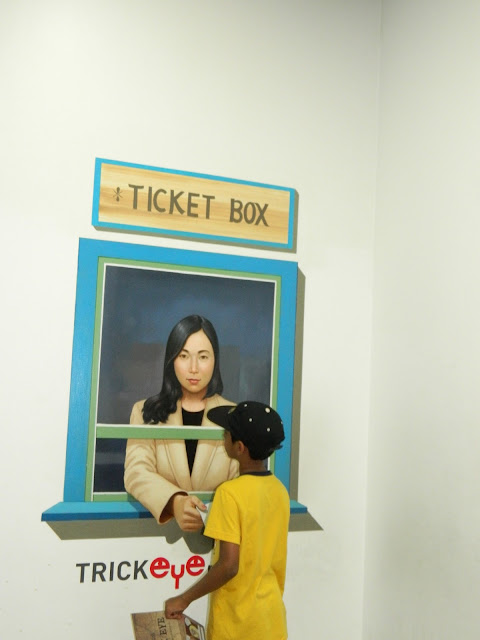 Fake ticket dispenser at the Trick eye museum