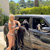 Lindsey Vonn aparece lavando seu carro usando biquíni