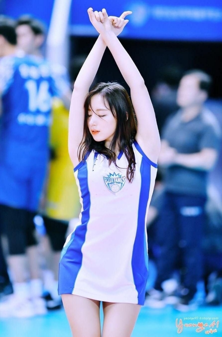 숏컷했다가 페미 오해받았던 하지원 치어리더 페미 관련 입장 - 꾸르