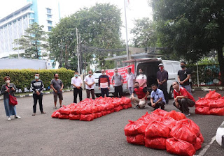 "Lanjutan Aksi Berbagi Kasih Dan Berkat ONKP Resort Jawa Bersama Firman Jaya Daeli Bagi Warga Terdampak Covid-19 Khusus Jabar" 3 IMG 20200526 WA0050