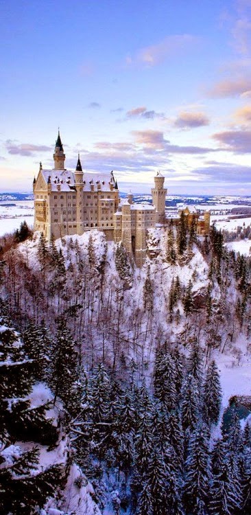 Top 10 Beautiful Cities to Celebrate Christmas | Munich, Bavaria Top 10 Beautiful Cities to Celebrate Christmas | Munich, Bavaria