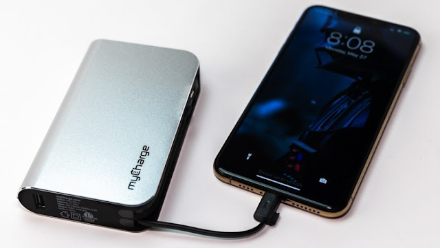 myCharge HubMax Universal: The Hi-Tech Best Friend For Your Smartphone!