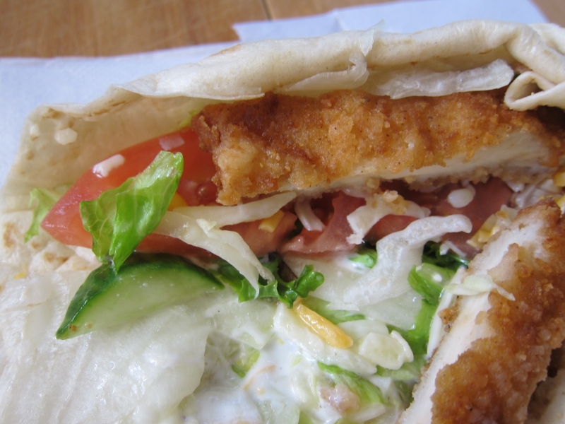 Review McDonald's Crispy Chicken and Ranch McWrap