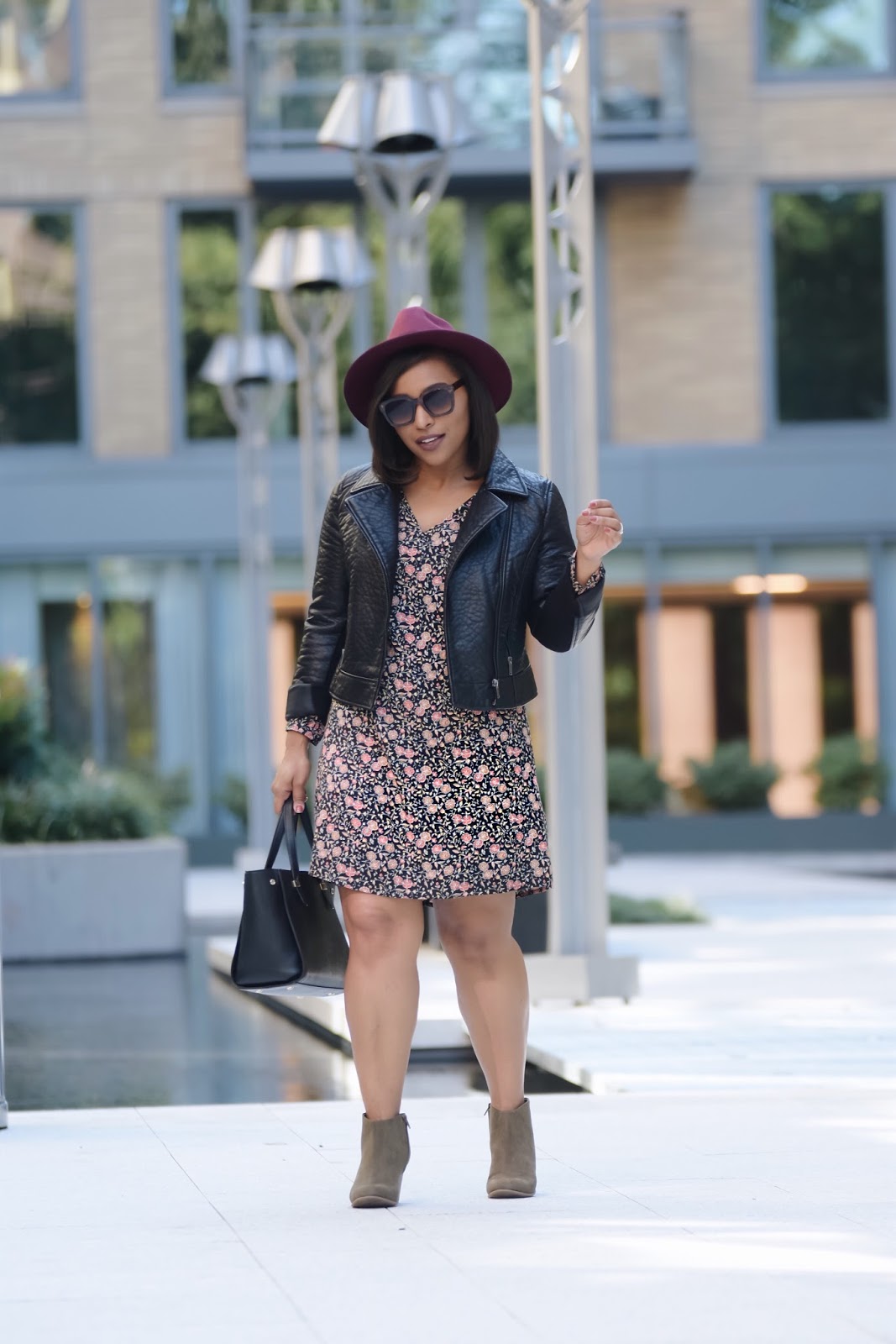 boho fall looks, oldnavy style, old navy dresses, moto jacket, fall fashion, fall outfit ideas, floral fall dress