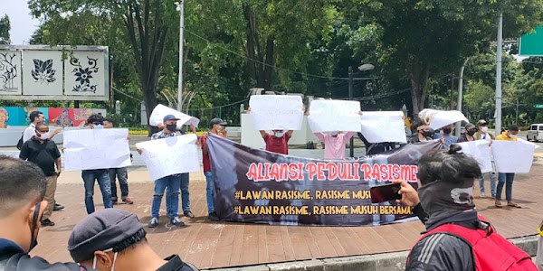 Mahasiswa Papua Aksi di Istana Negara Tolak Rasisme
