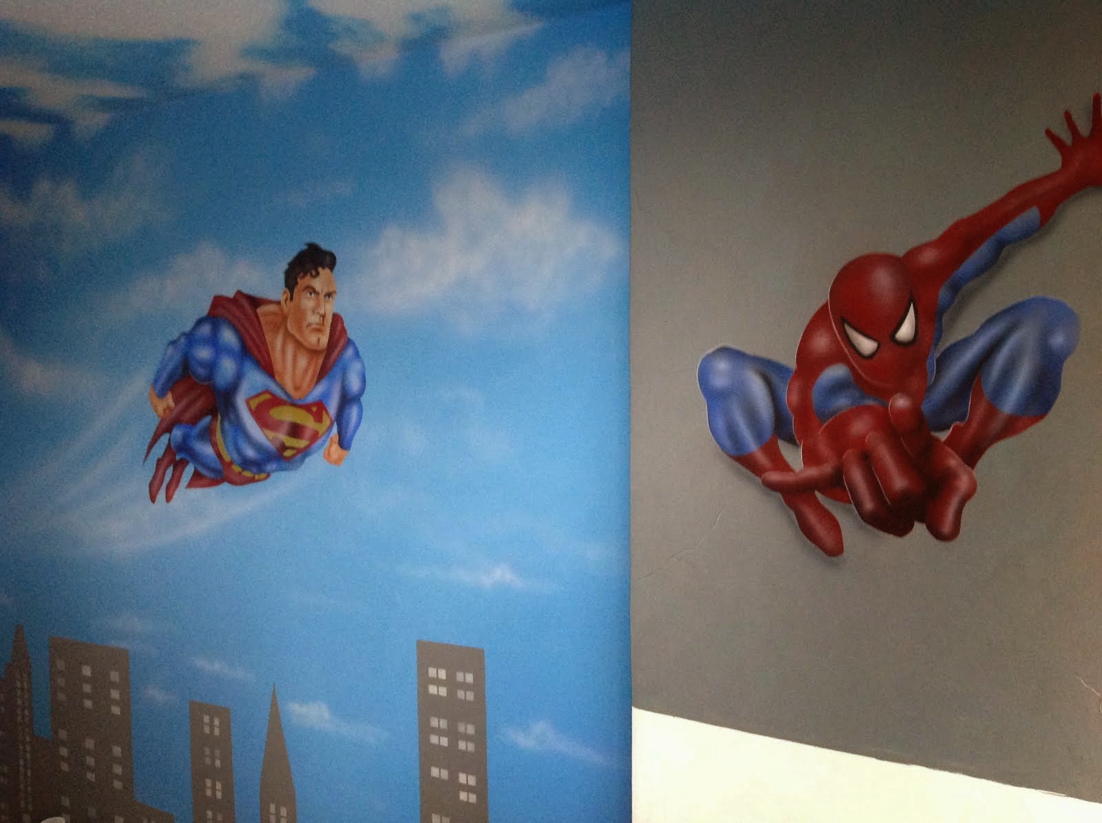 MURALES SUPER HEROES