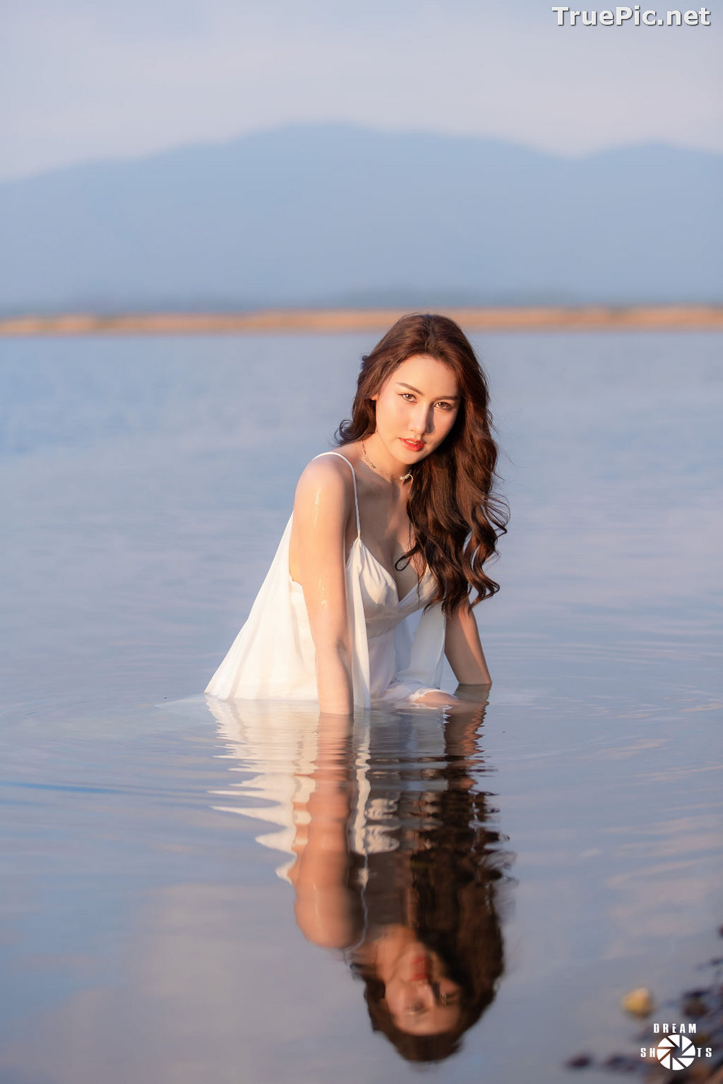 Thailand Model Rungsiya Chuanchom White Sexy Girl And The Beach