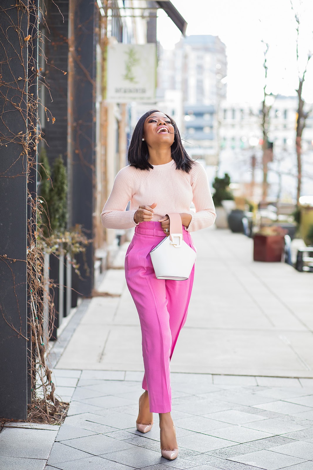 A Chic Way To Wear Pink For Valentine's Day - Jadore-Fashion