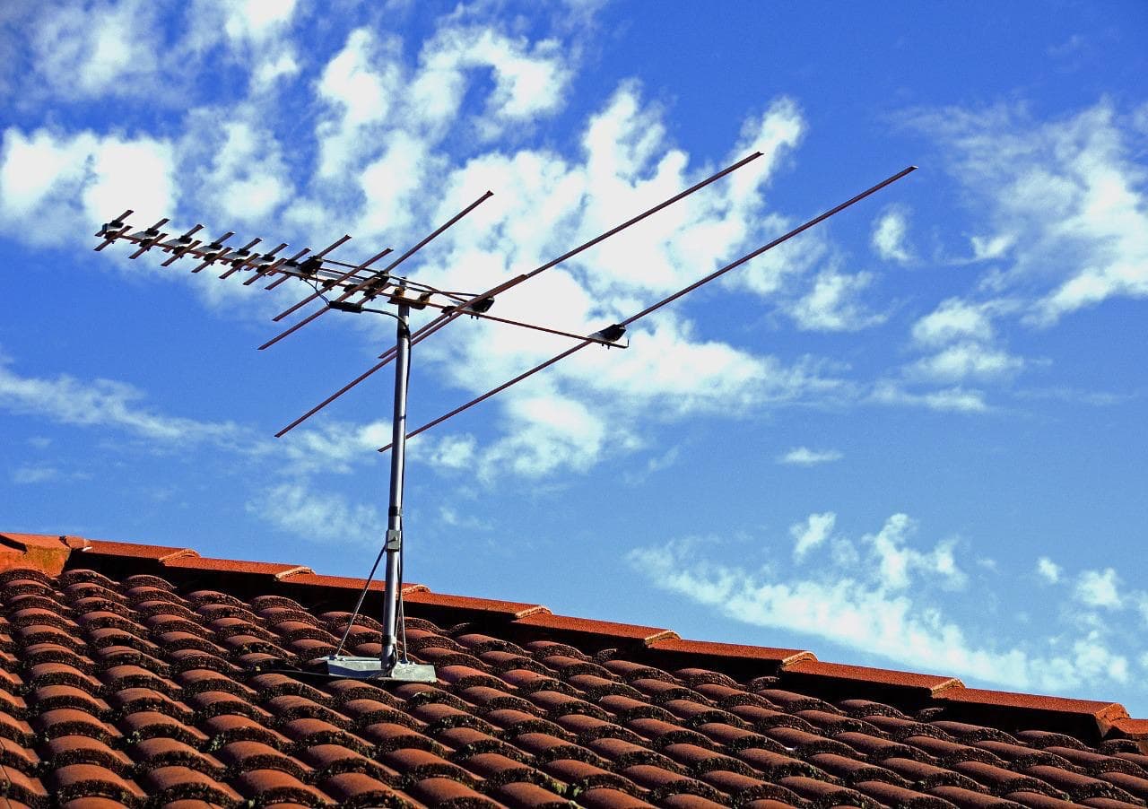 Equatorial Pará reforça sobre cuidados ao fazer instalação de antenas externas