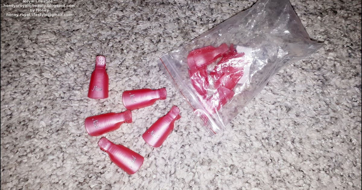 Royal Lifestyle Removing nail polish with clips