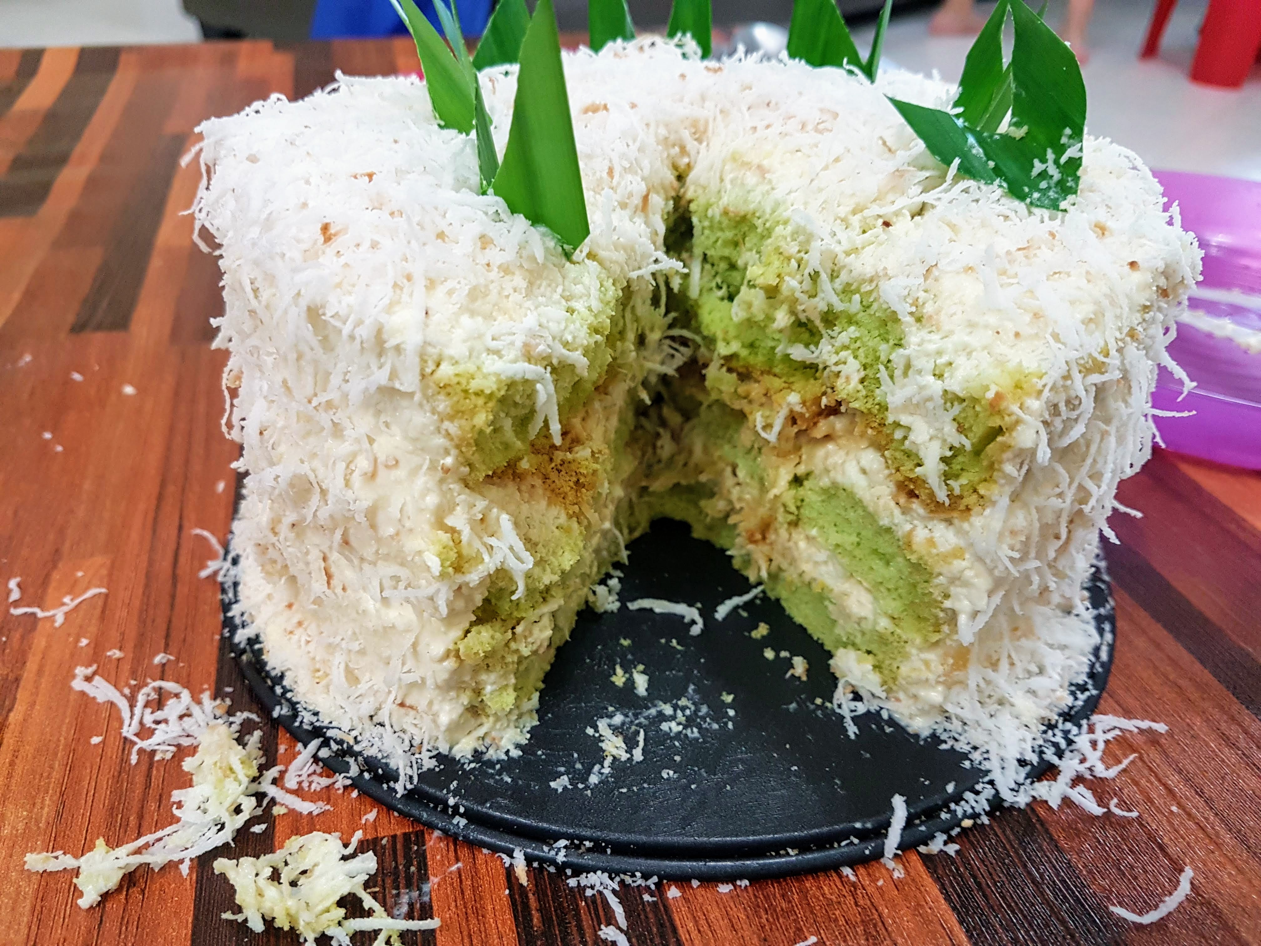 【食谱分享】斑斓椰糖椰丝蛋糕 Coconut Pandan Cake With Gula Melaka/ Ondeh Ondeh Cake - 吃喝玩乐旅宝妈 LOVELYBAO123 ...